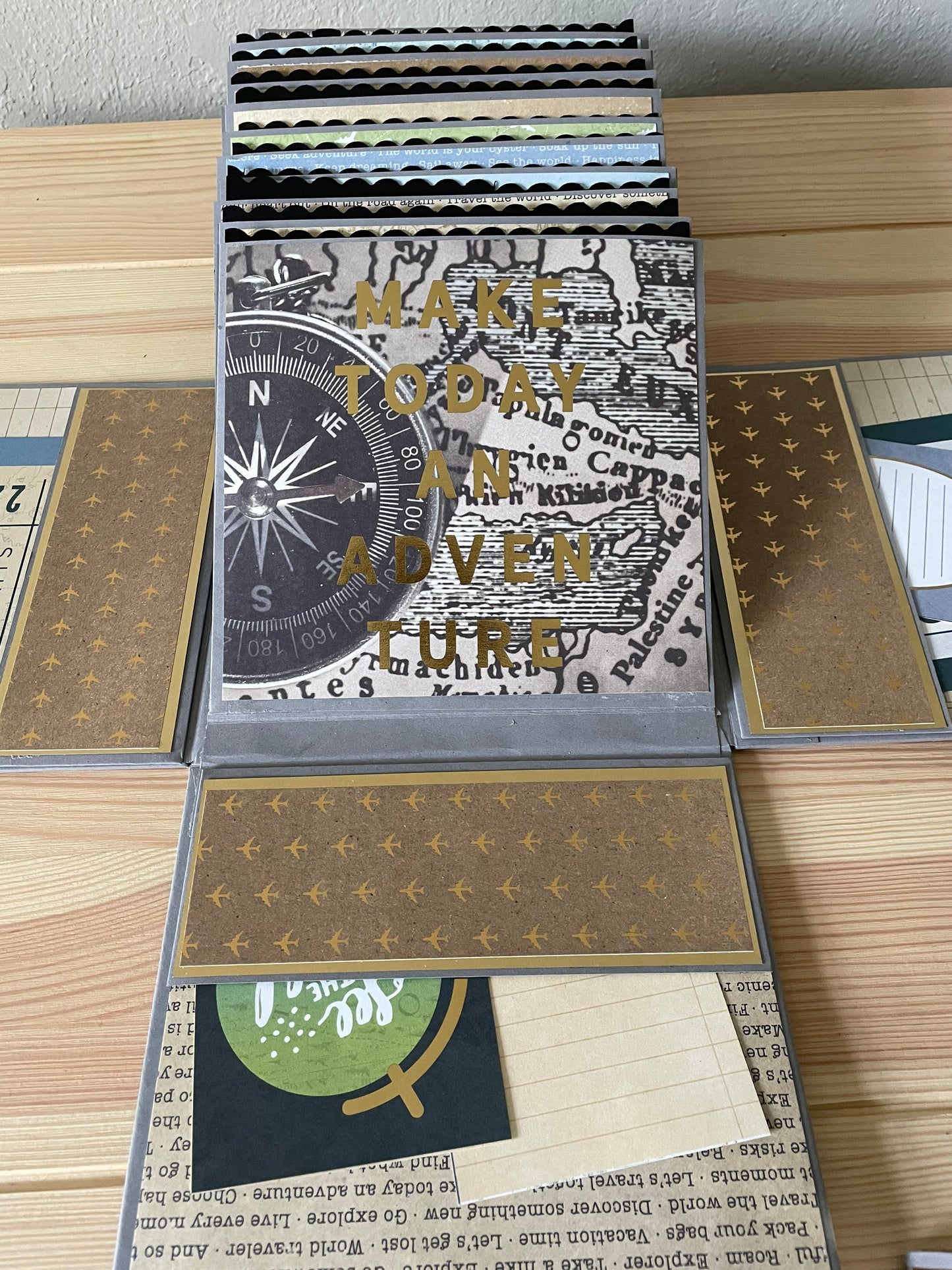 Explosion Box Mini Album