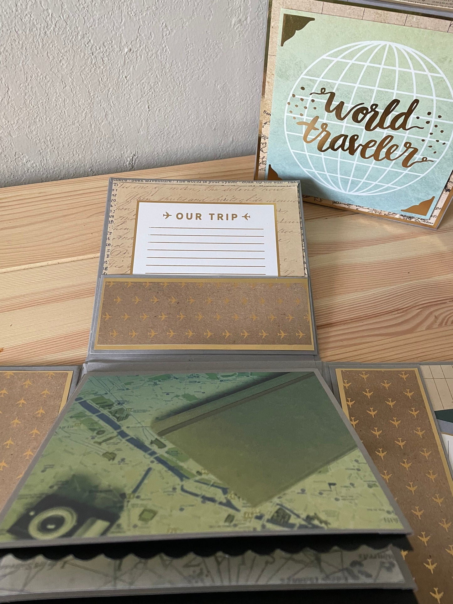 Explosion Box Mini Album